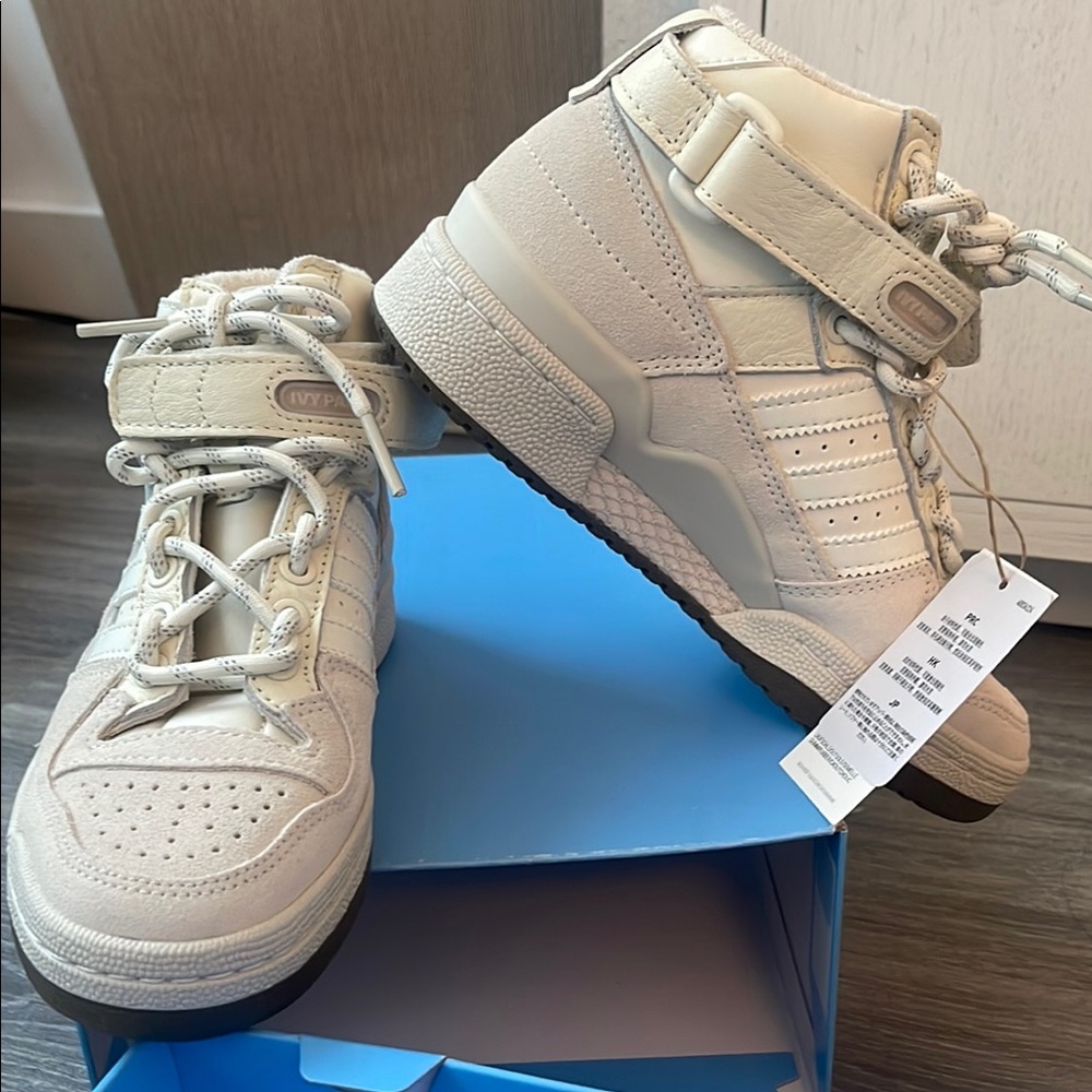Adidas x Ivy Park Forum Mid Sneakers in Blue Kids SZ 4/Women’s SZ 6